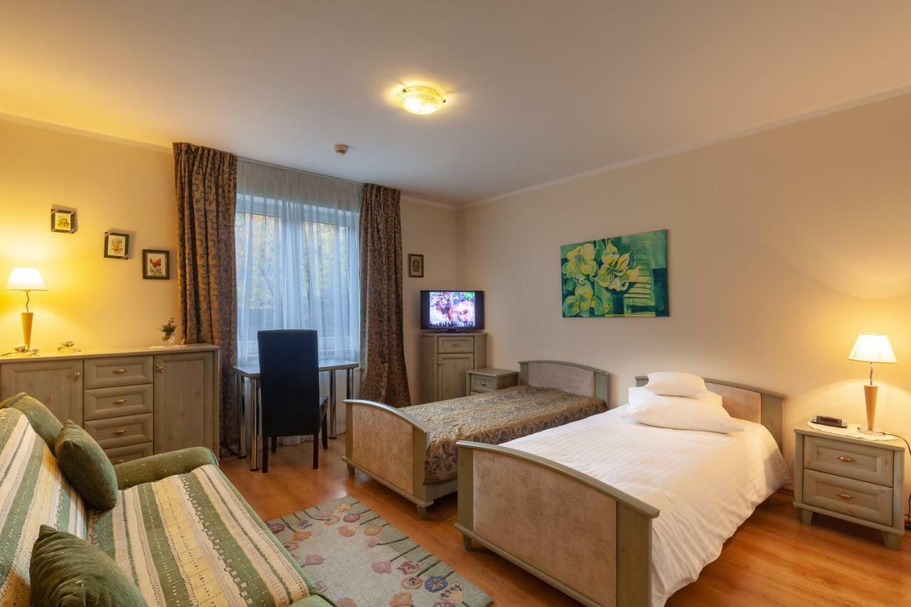 Poziomka Hotel Kujan Eksteriør billede